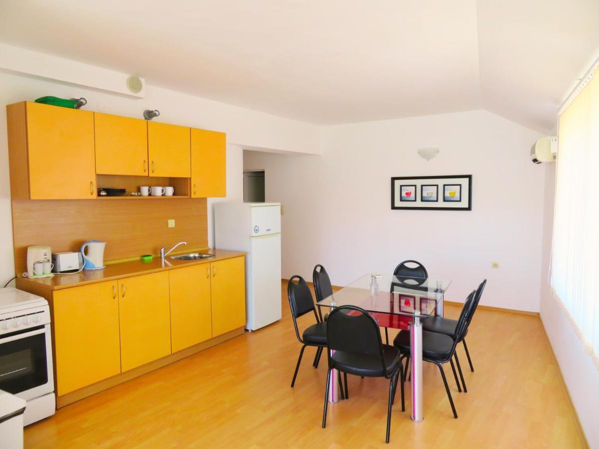 Апартамент Съни Хаус - Sunny House Apartment Byala  Exterior foto